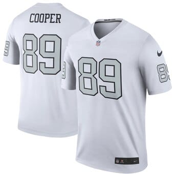 Camisa Oakland Raiders branca com número branco