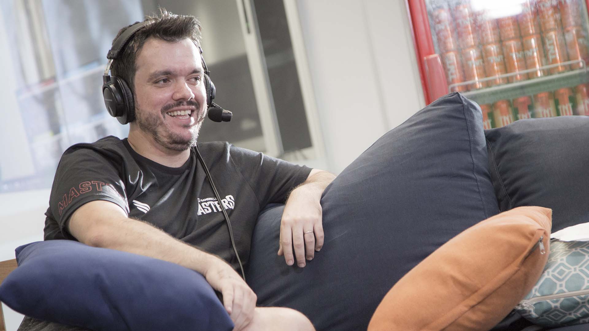 Astros dos esports se pronunciam após fala de Ministra do Esporte Quem é Gaules, um dos maiores streamers do Brasil