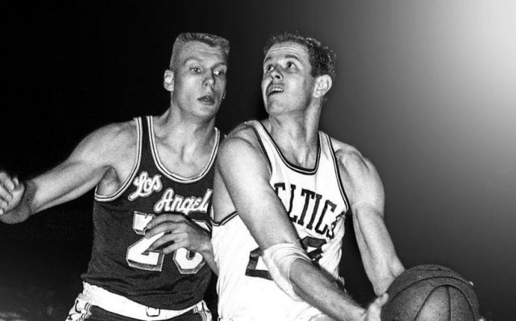 Jogadores com mais títulos da NBA ([auto_last_update format="Y" before=""]): os maiores campeões da maior liga de basquete do mundo