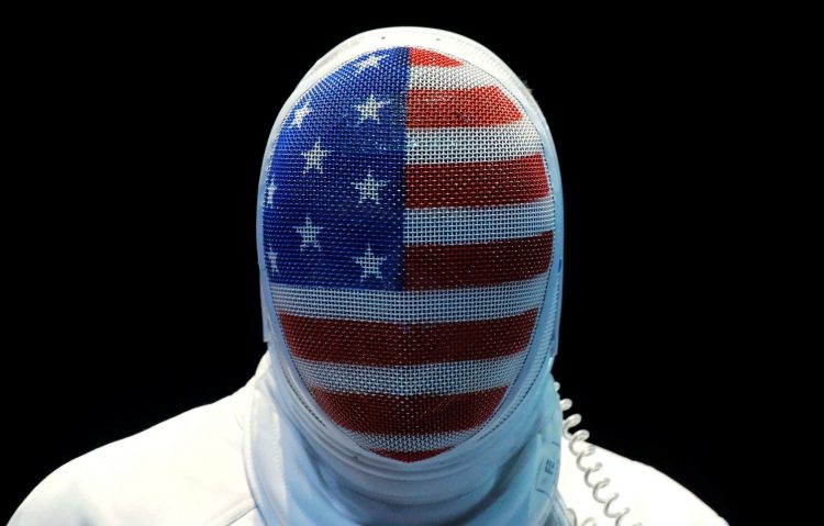 A máscara é um mais icônicos equipamentos da esgrima