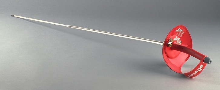 Sabre, uma dos principais equipamentos da esgrima
