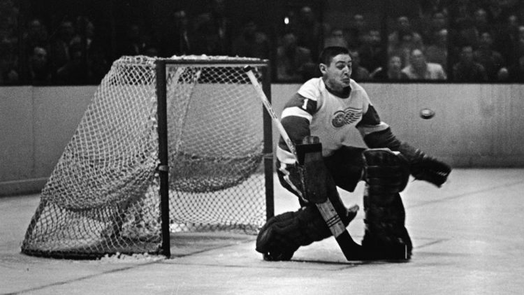 Terry Sawchuck é certamente um dos maiores jogadores da NHL na história