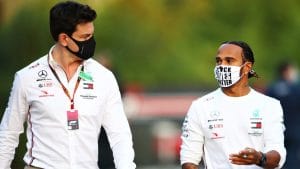 Mercedes não descarta trocar motores no GP da Turquia