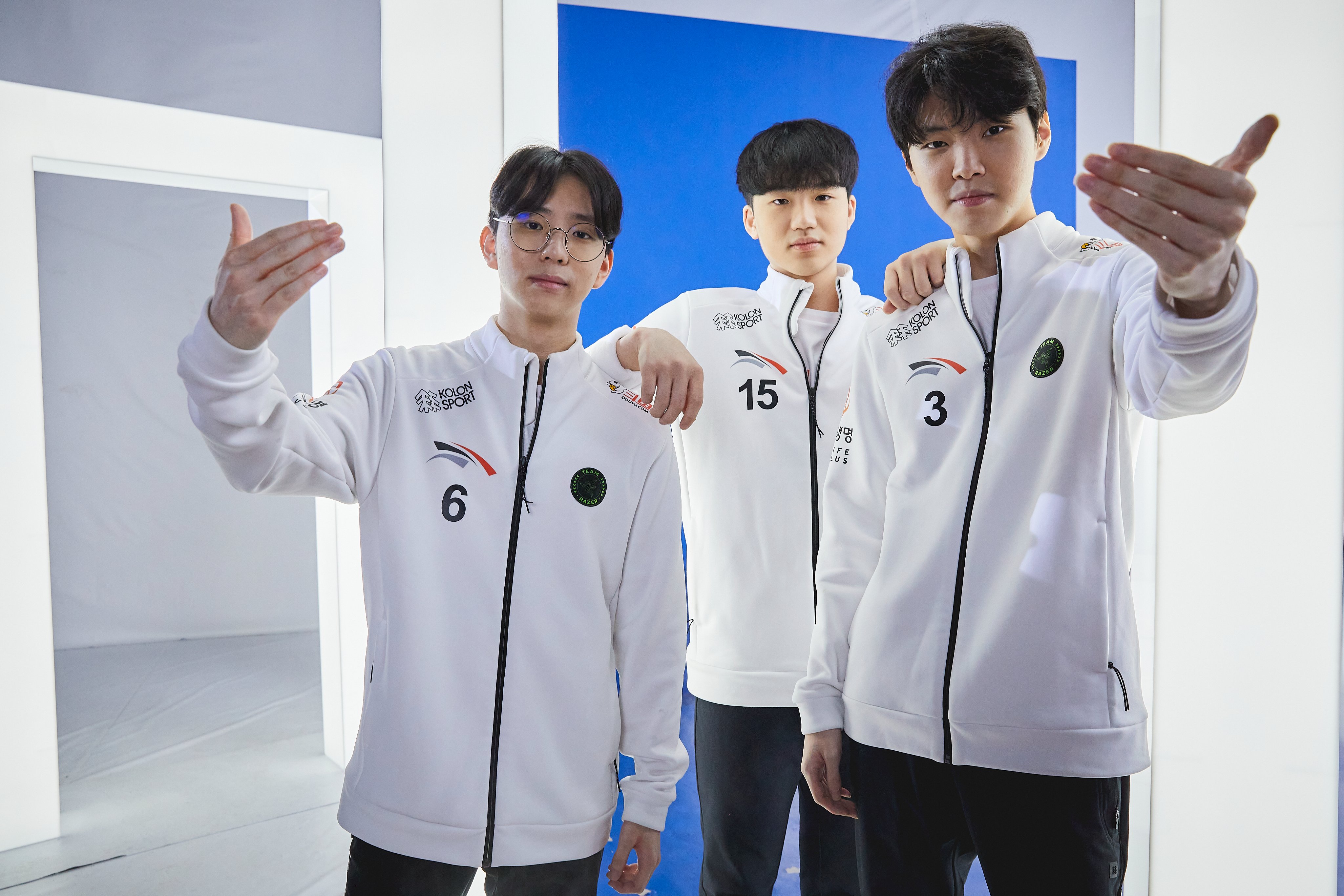 Royal Never Give Up e Hanwha Life classificadas no dia 10 do Worlds