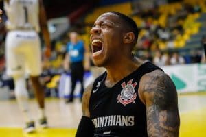 Fuller fala sobre sua volta a equipe do Corinthians: “Nunca paramos de nos falar”