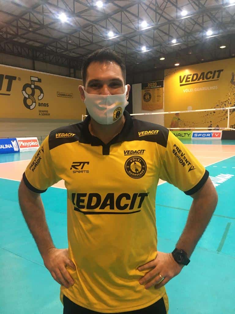 Técnico do Guarulhos prevê Superliga ‘muito dura’, revela objetivo de playoffs e ‘sonho’ de título em exclusiva