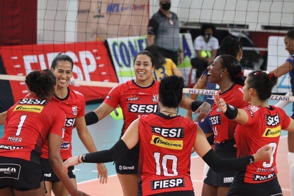 Sesi-Bauru vira para cima do Flamengo e vence na estreia da Superliga