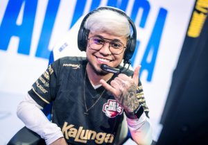 RED avança e DFM faz história no 3º dia do Worlds 2021