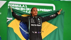 Em duelo emocionante, Hamilton vence o GP de São Paulo