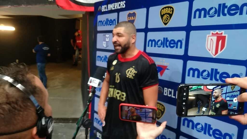 Olivinha diz que não conhece adversário