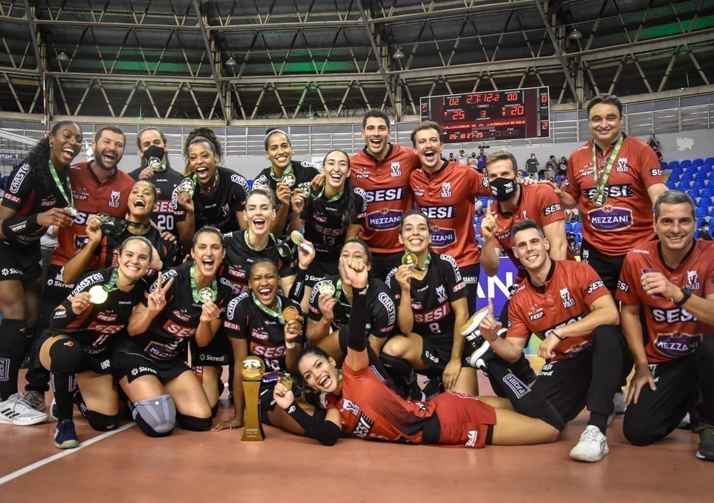 Sesi Bauru é campeão da Copa Brasil de vôlei feminino 2022