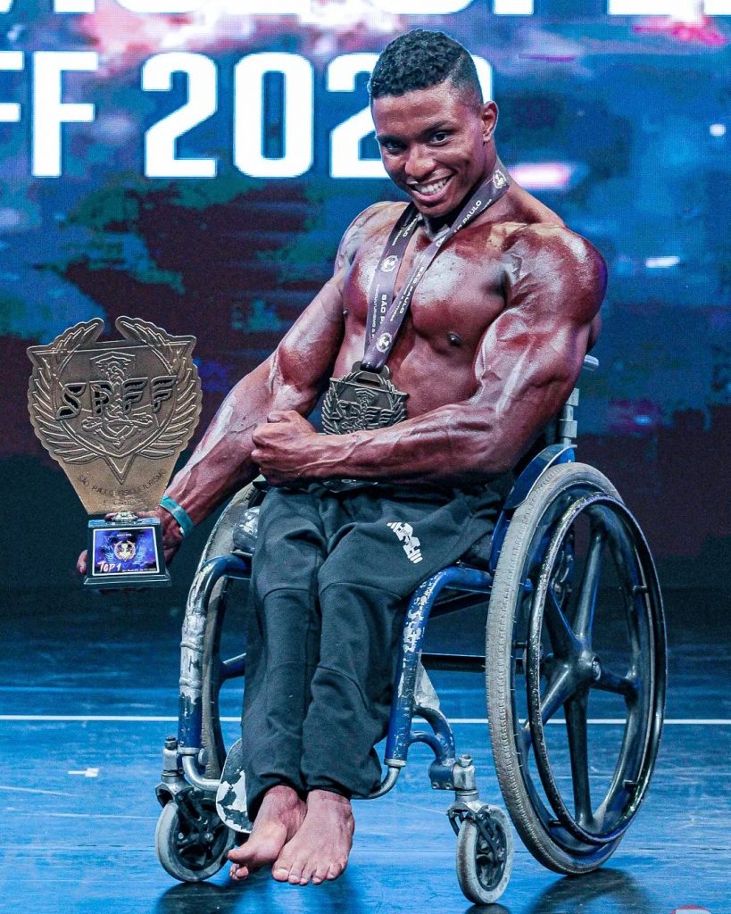 Nataniel Malta vence categoria especial e mira futuro profissional no fisiculturismo