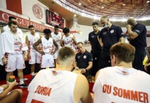 Ferracciú rasga elogios a boa fase de Cauê Borges: “Fundamental para a equipe!”