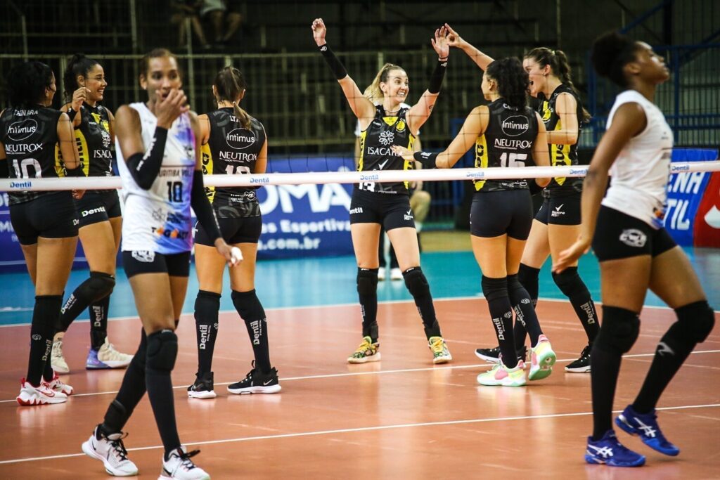Dentil/Praia Clube x Curitiba Vôlei: como aconteceu – Resultado, destaques e reação
