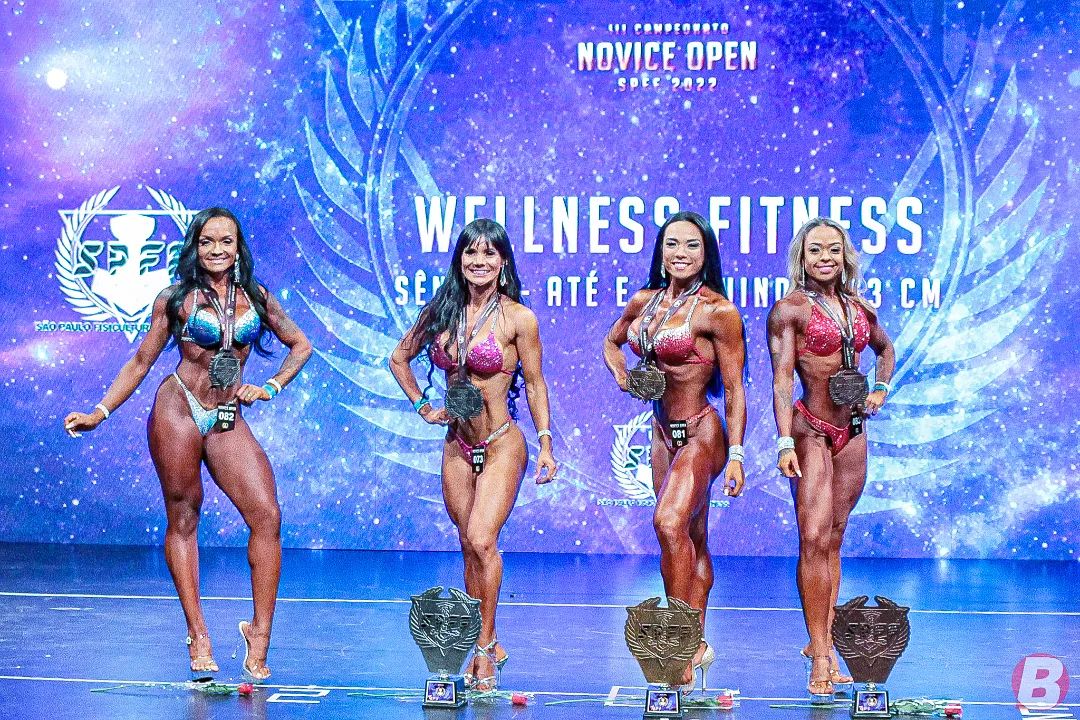 Karina Toshie é campeã da categoria Wellness até 1,63 cm no Novice Open 2022