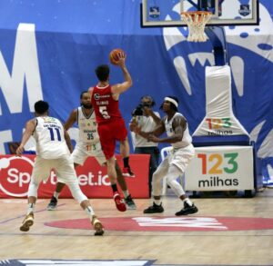 123 Minas x São Paulo como aconteceu – Resultado, destaeques e reação