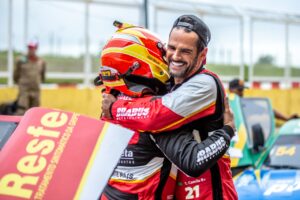 GT Sprint Race: Teixeira e Camilo querem administrar liderança no Velocitta