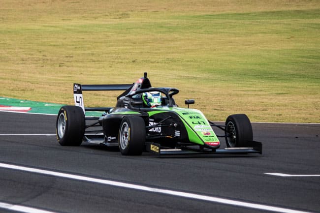 Conheça a F4 Brasil, nova categoria do automobilismo brasileiro
