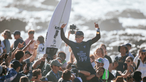 Ethan Ewing é campeão em J-Bay