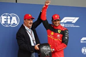 Surpreendente! Carlos Sainz conquista a pole no GP da Inglaterra