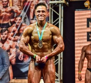 Yuri Souza comenta sobre sua estreia no fisiculturismo natural