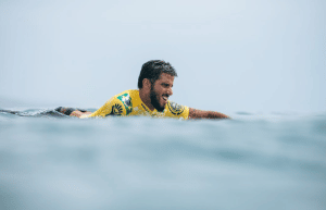 Filipe Toledo projeta o futuro após título mundial de surf: “Vencer em Teahupo’o ainda é um sonho”