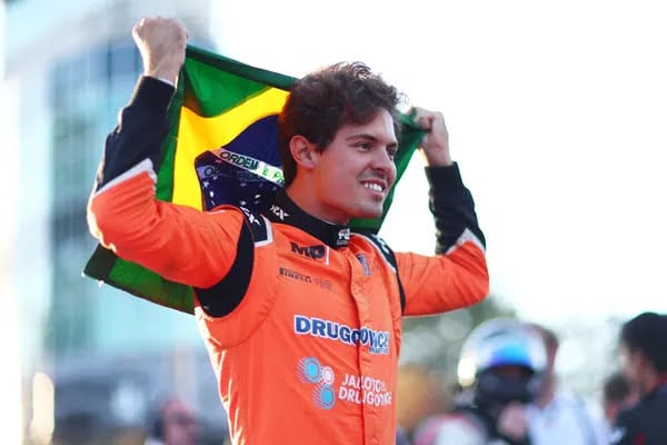 Felipe Drugovich se torna o primeiro brasileiro campeão da Fórmula 2