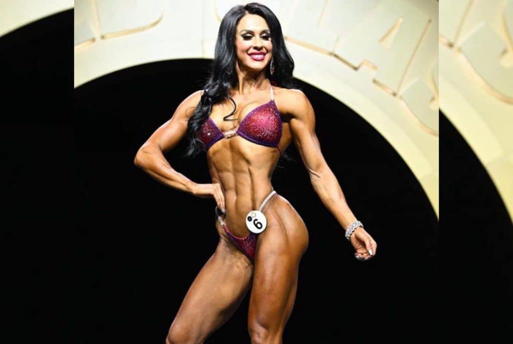 Categoria Bikini Arnold Classic UK 2022 – Ashley Kaltwasser é campeã