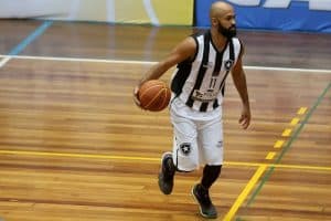 Semana do basquete: exclusiva com Arnaldo Moreira, ex-Seleção Brasileira de Basquete