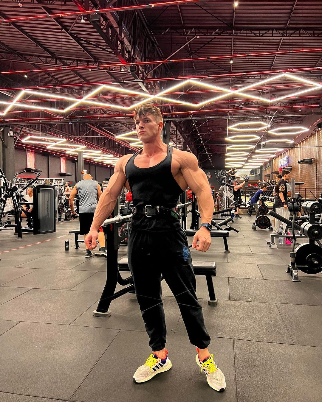 Caike de Oliveira no Mr. Olympia 2022 – Possível top 5 do show