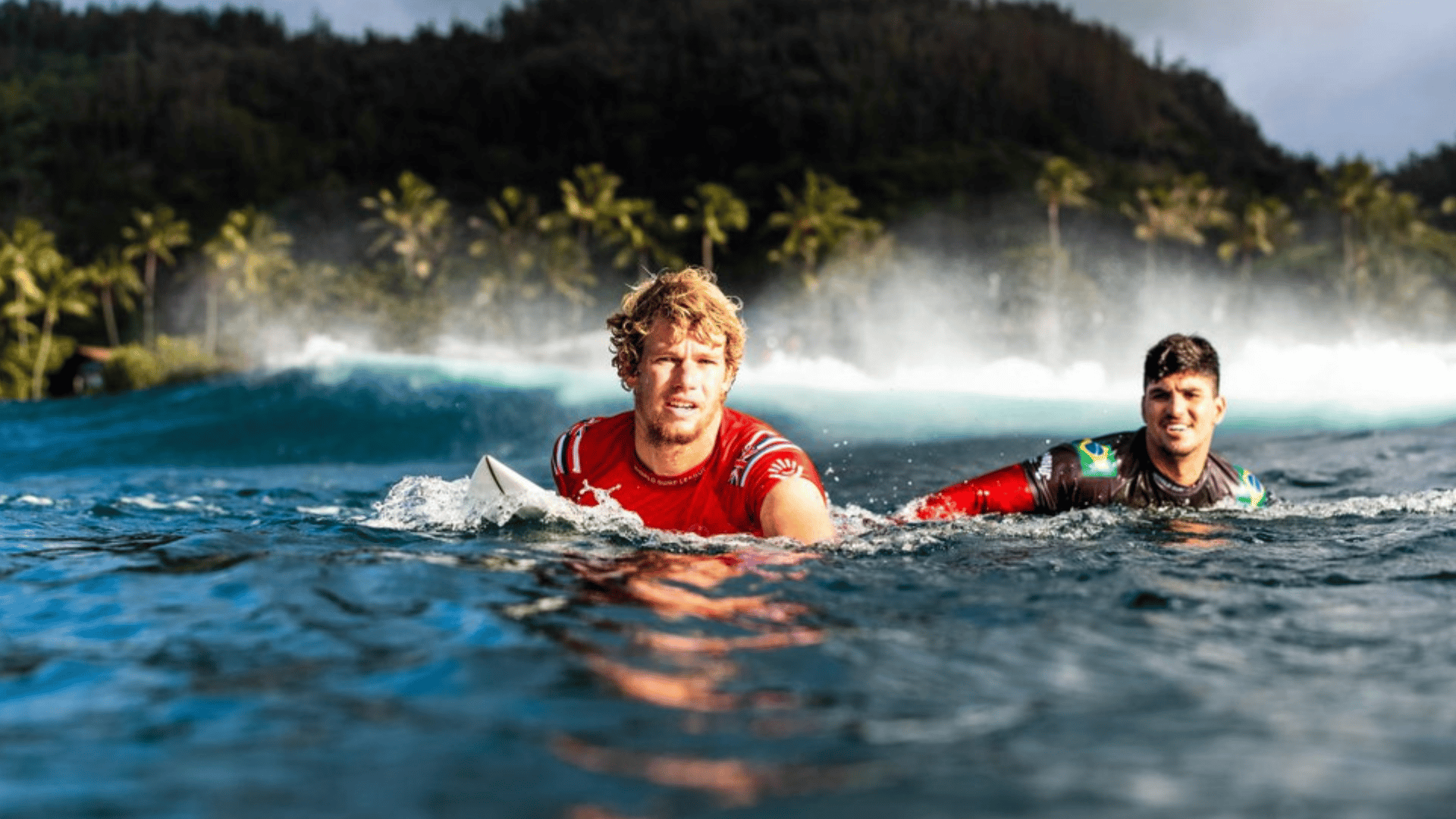 (Vídeo) Gabriel Medina x John John Florence! Rivalidade pega fogo em Pipeline