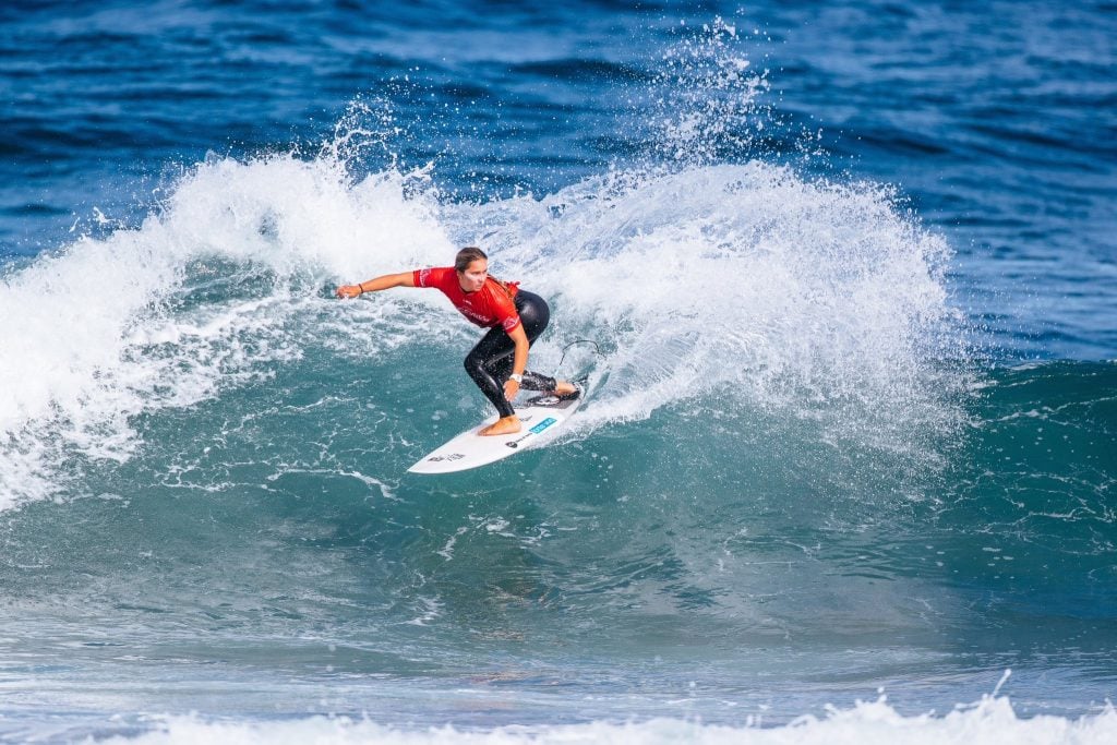 Surfista portuguesa Francisca Veselko é a primeira campeã do país no feminino do Mundial Pro Júnior