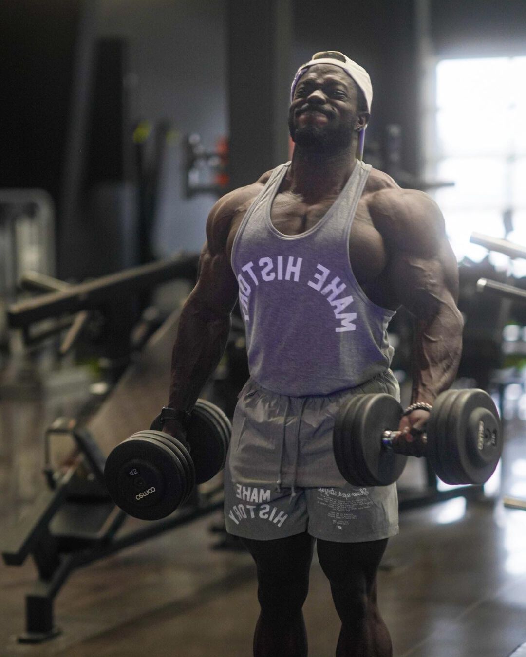 Terrence Ruffin aparece maior e comenta sobre a categoria 212