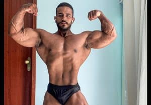 Alex Teixeira, atleta amador, surpreende com físico volumoso rumo à Classic Physique
