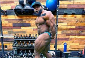 William Bonac apresenta shape incrível para o Arnold