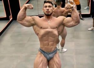 Ramon Dino aparece gigante em vídeo da Max Titanium