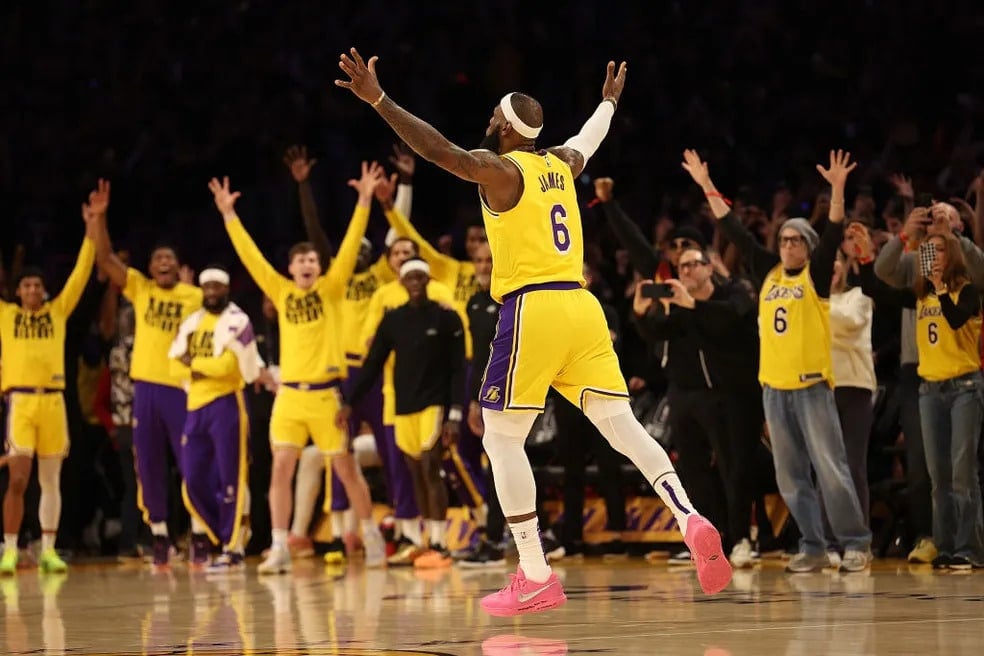 Mesmo com recorde, brasileiro é maior que Lebron James como maior pontuador da história