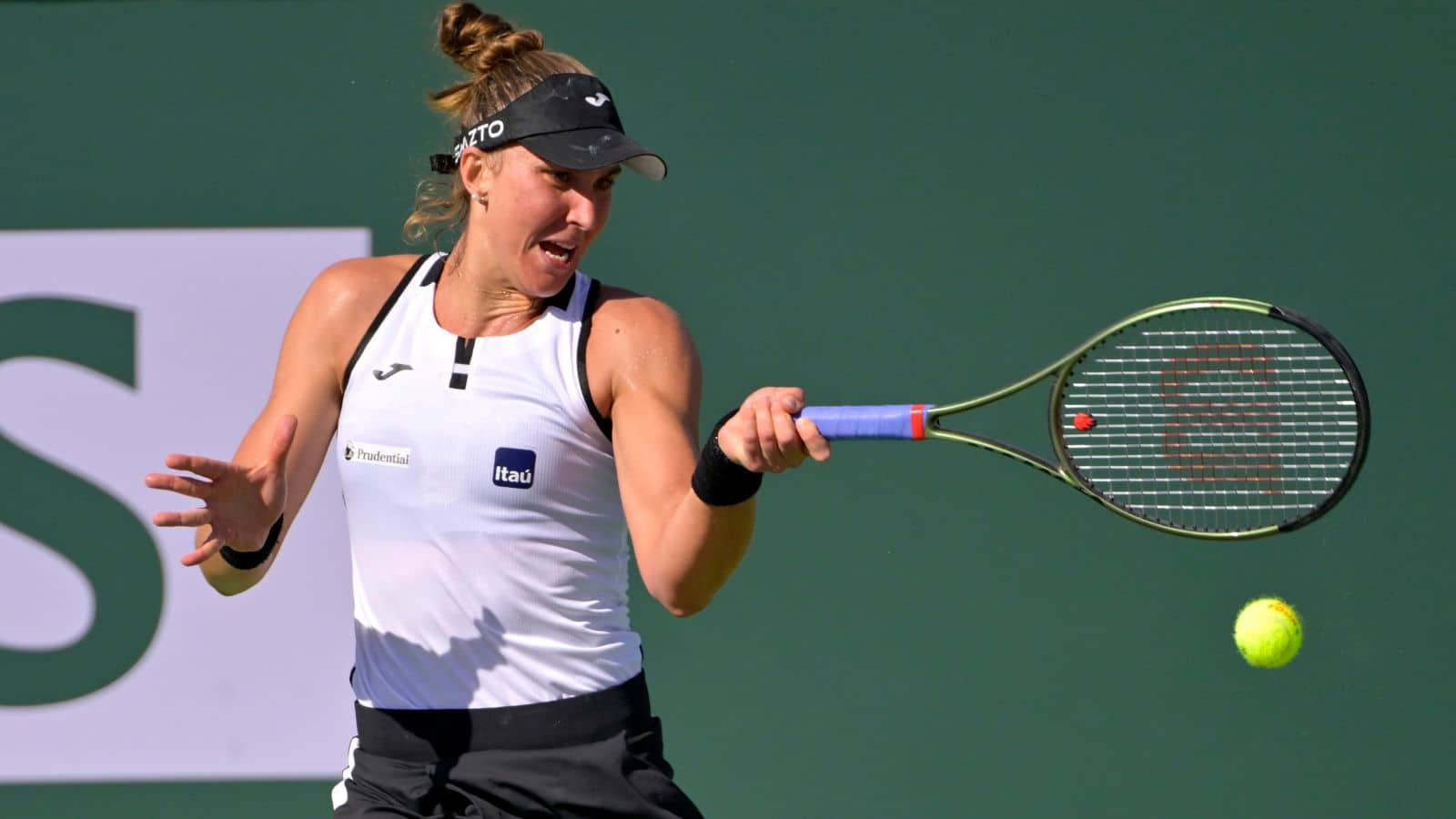 Beatriz Haddad Maia faz jogo duro, mas é eliminada no WTA 1000 de Miami