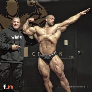 Marcelo Horse está gigante em bulking