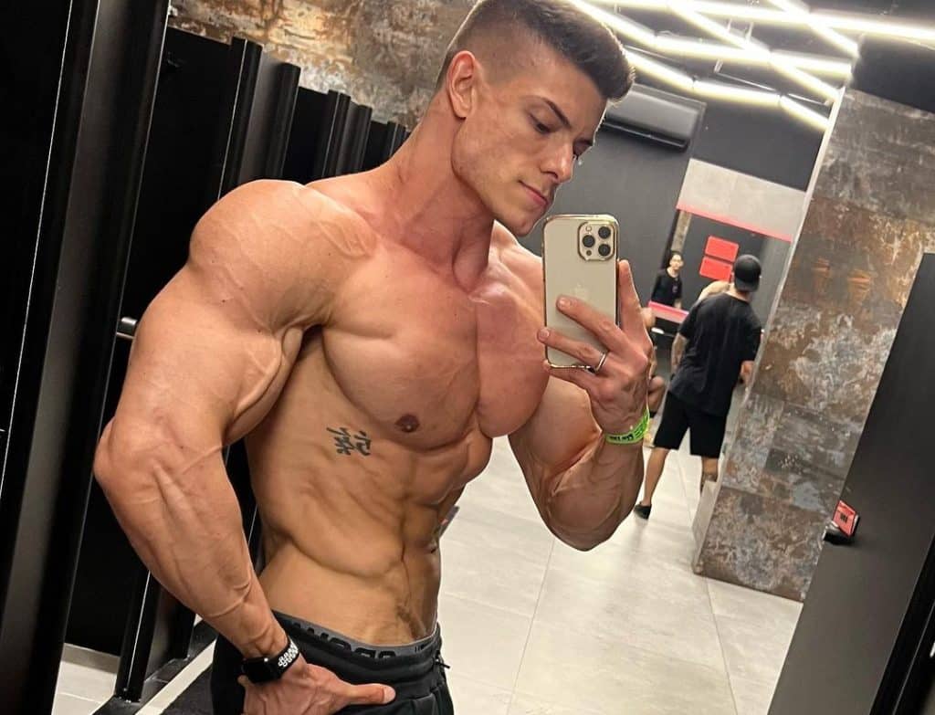 Peso do Tenente Breno é revelado em bulking