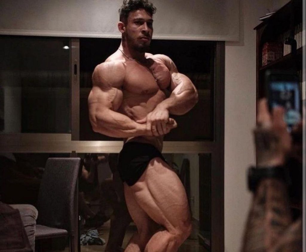 Poses da categoria Classic Physique - Conheça quais são