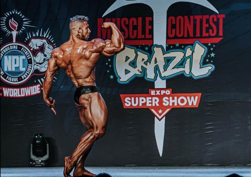 Poses da categoria Classic Physique - Conheça quais são