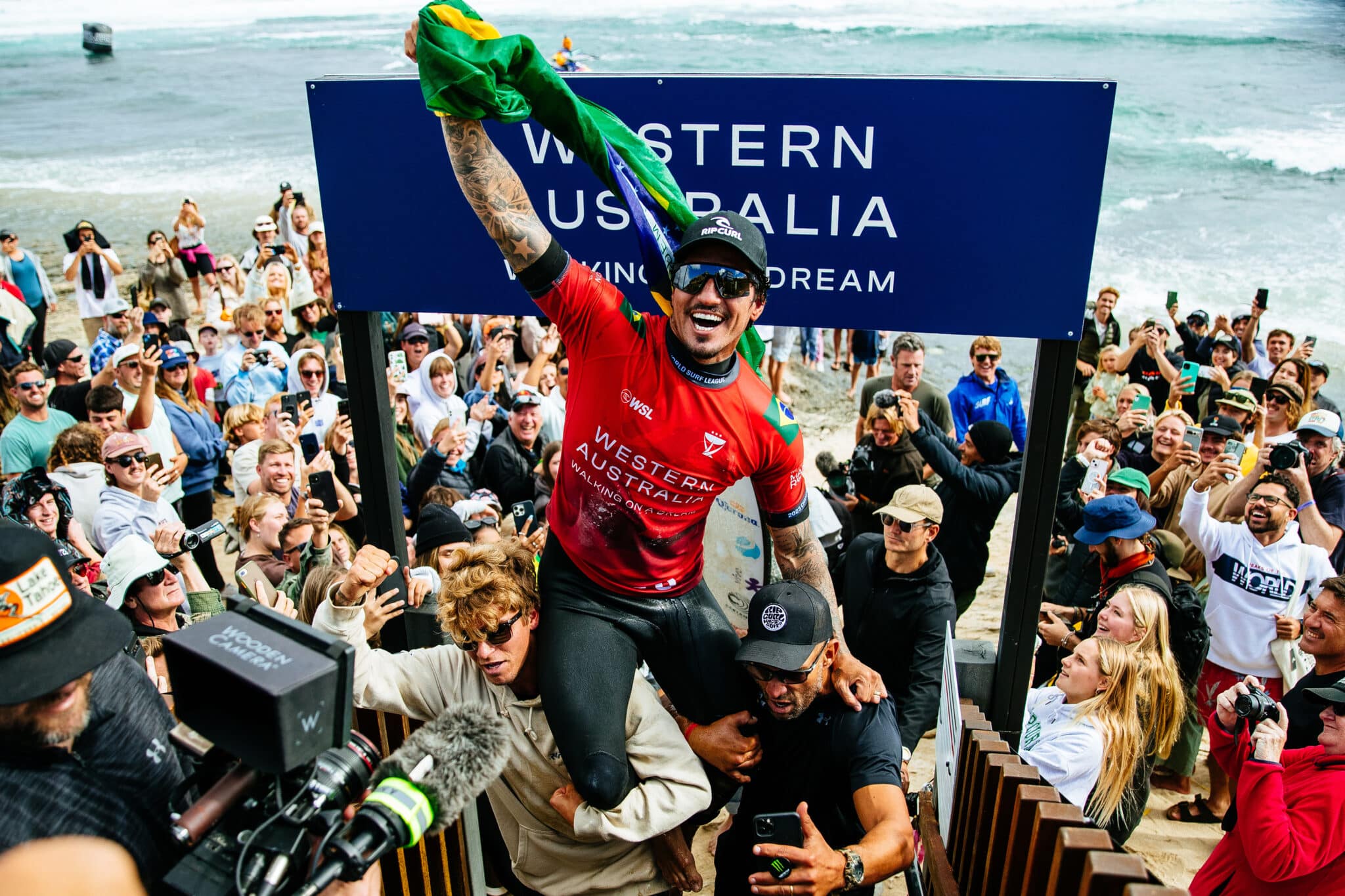 Gabriel Medina é campeão em Margaret River com somatório absurdo