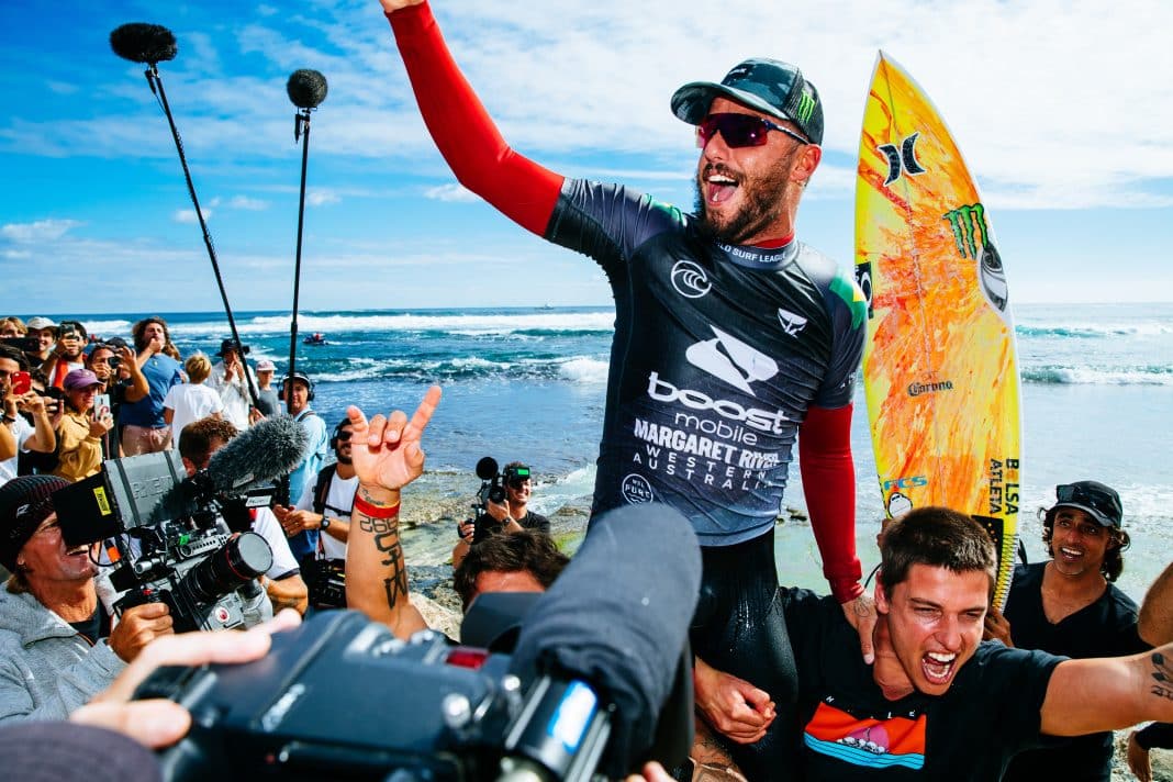 Filipe Toledo busca o topo do ranking em Margaret River