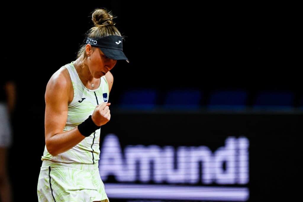 Beatriz Haddad Maia avança em torneio alemão