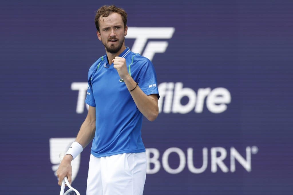 Medvedev comemora ida à final de Masters 1000 de Miami e iguala feito de GOAT do tênis