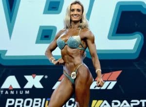 Carol Lira comenta sobre preparação para ser campeã Overall