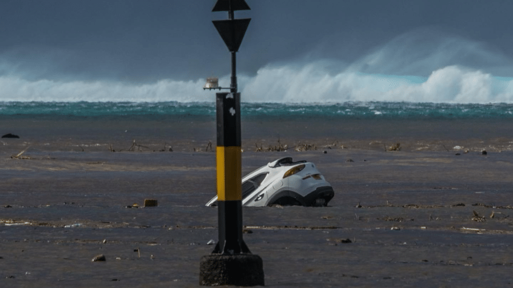 Teahupo’o, palco das Olimpíadas, sofre com enchente devastadora “Zona de Guerra”