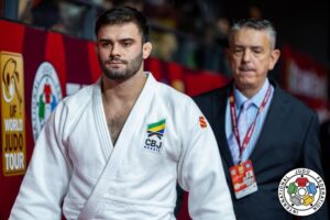 “Corrigir algumas coisas”, Rafael Macedo faz balanço sobre o 5º dia do Mundial de Judô