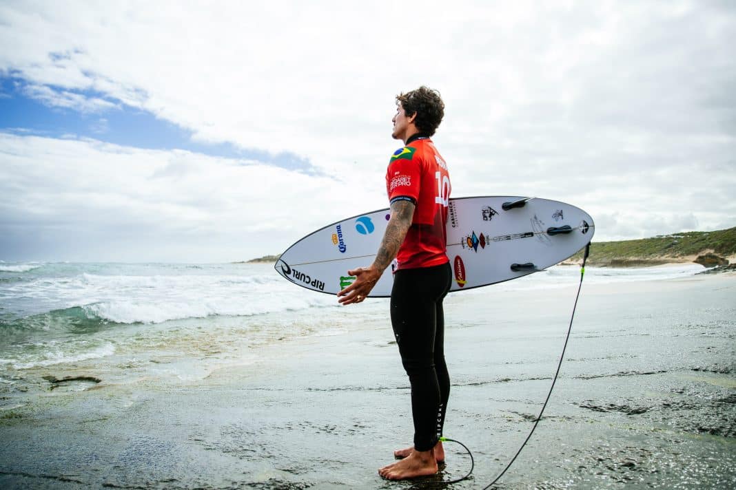 Gabriel Medina promete grande surpresa para etapa de J-Bay